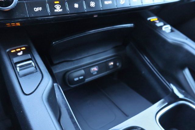 Used 2023 Kia Telluride S AWD/4WD image 25