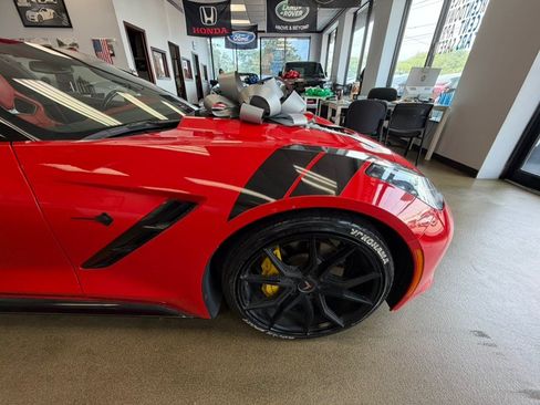 Used 2014 Chevrolet Corvette Stingray Coupe RWD image 24
