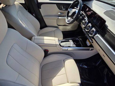 Certified 2026 Mercedes-Benz GLB 250 4MATIC image 21