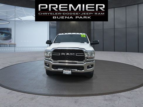 Used 2022 RAM 3500 Big Horn w/ Level C Equiment Group AWD/4WD image 3