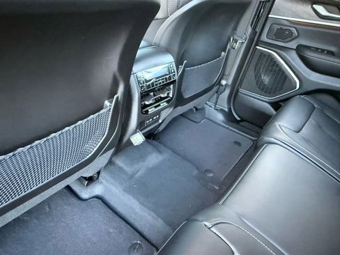 New 2026 Jeep Grand Cherokee L Limited image 25