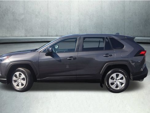 Used 2023 Toyota RAV4 LE AWD/4WD image 19
