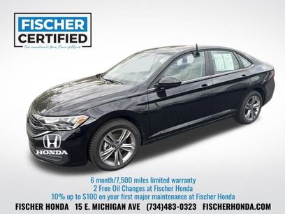 Used 2023 Volkswagen Jetta SE w/ Panoramic Sunroof Package