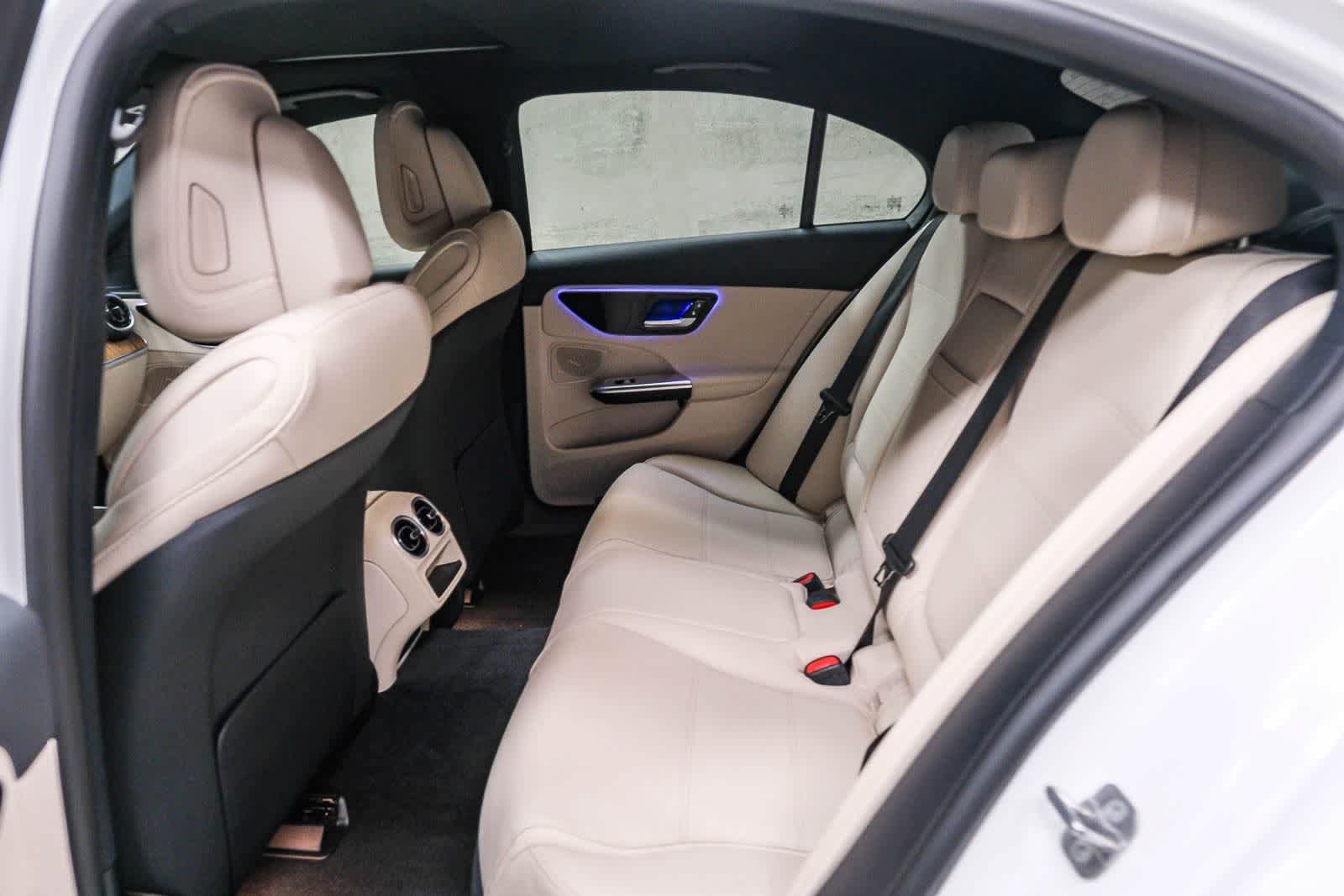 Used 2025 Mercedes-Benz C 300 4MATIC Sedan image 21