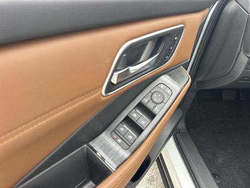 New 2026 Nissan Rogue Platinum AWD/4WD image 16