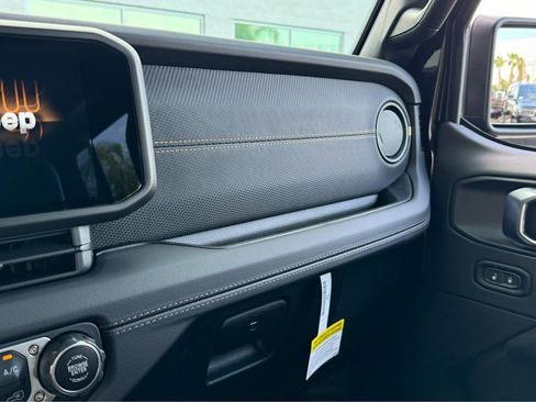 New 2024 Jeep Wrangler Unlimited Rubicon 392 image 27