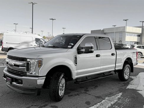 Used 2019 Ford F250 XLT image 4