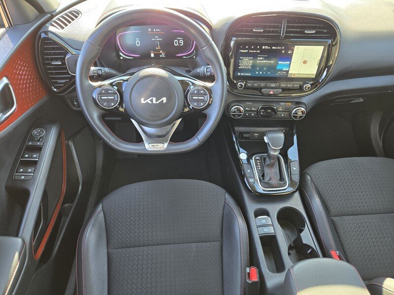 Certified 2025 Kia Soul GT-Line w/ GT-Line Technology Package FWD image 13