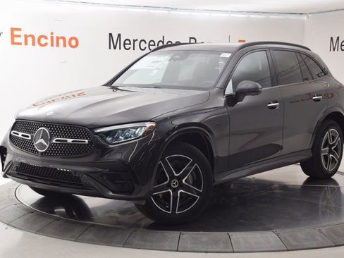 New 2026 Mercedes-Benz GLC 300 image 2