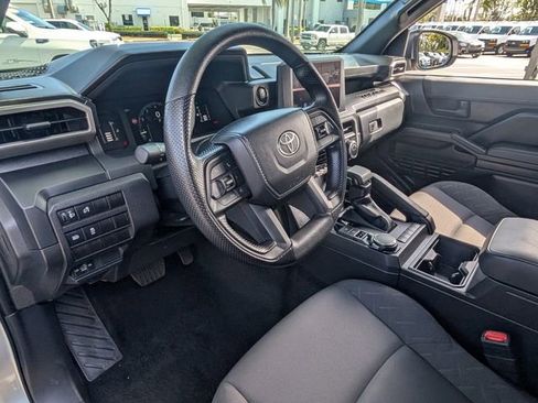 Used 2025 Toyota Tacoma SR AWD/4WD image 10