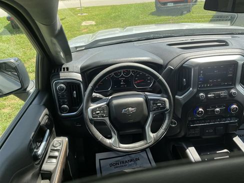 Used 2021 Chevrolet Silverado 1500 LT Trail Boss w/ Convenience Package II AWD/4WD image 20