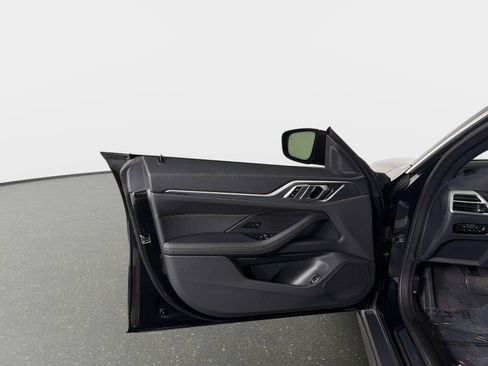Used 2025 BMW i4 eDrive40 RWD image 35