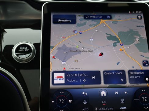 Certified 2025 Mercedes-Benz GLC 300 image 35