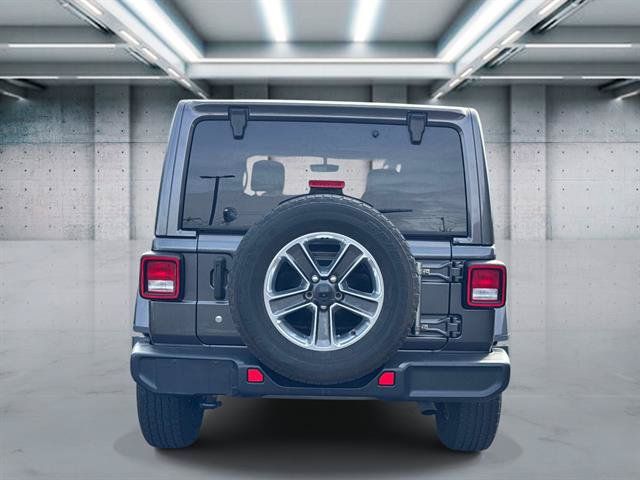 Used 2018 Jeep Wrangler Unlimited Sahara w/ Dual Top Group AWD/4WD image 26