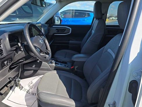 Used 2025 Ford Bronco Sport Badlands image 10