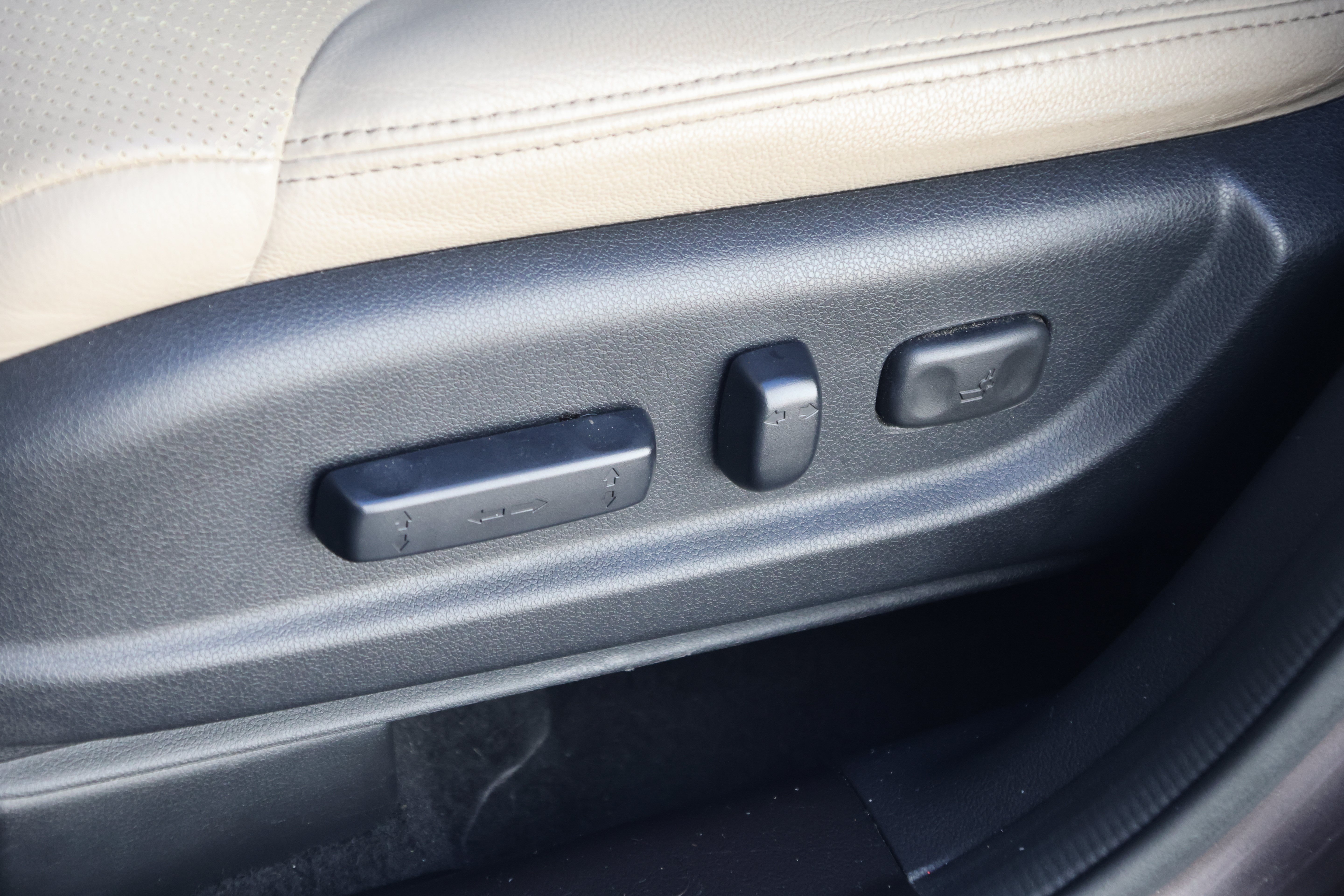 Used 2015 Honda CR-V Touring image 34
