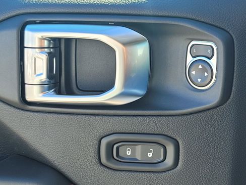 New 2026 Jeep Wrangler Rubicon w/ Safety Group image 28