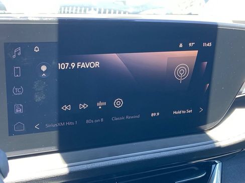 Used 2024 Buick Envista Sport Touring w/ Convenience I Package FWD image 9