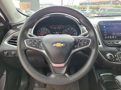 Used 2022 Chevrolet Malibu LT FWD image 20