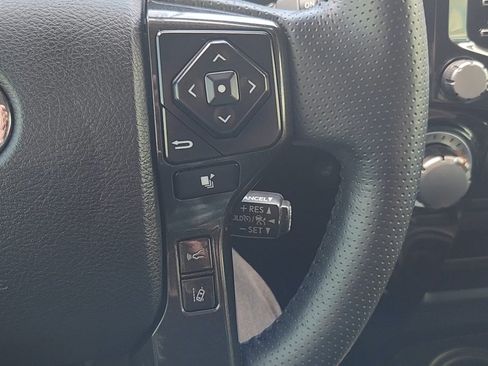 Used 2024 Toyota 4Runner TRD Off-Road Premium AWD/4WD image 13