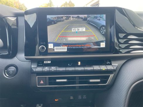 Used 2026 Toyota Camry SE image 22