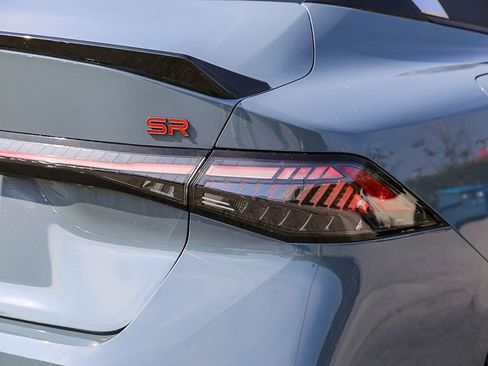 New 2026 Nissan Sentra SR w/ Floor Mat Package FWD image 9