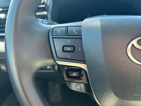 Used 2025 Toyota Camry LE image 21