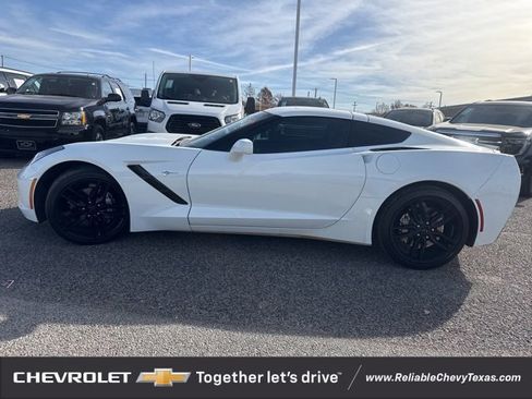 Used 2019 Chevrolet Corvette Stingray Coupe w/ 1LT image 4