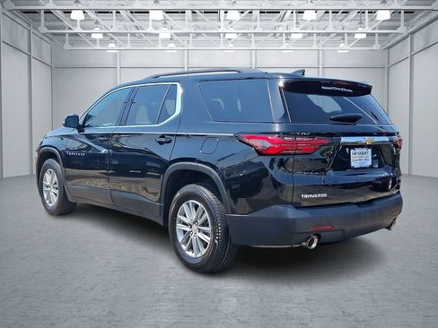Certified 2023 Chevrolet Traverse LT FWD image 8