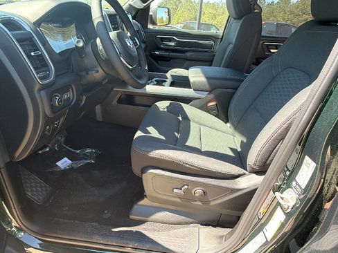 New 2026 RAM 1500 Big Horn AWD/4WD image 16