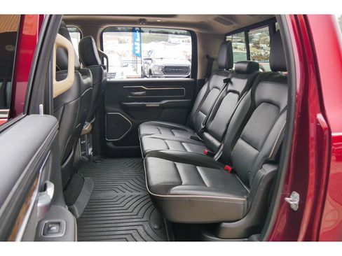 Used 2019 RAM 1500 Laramie image 18