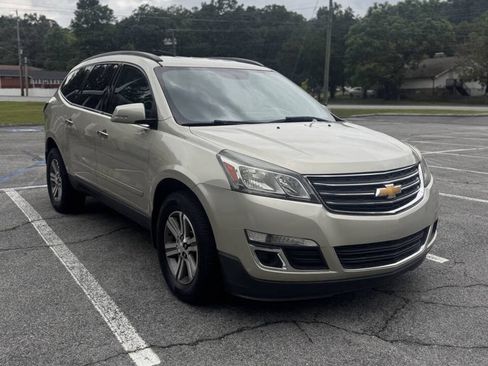 Used 2016 Chevrolet Traverse LT FWD image 8