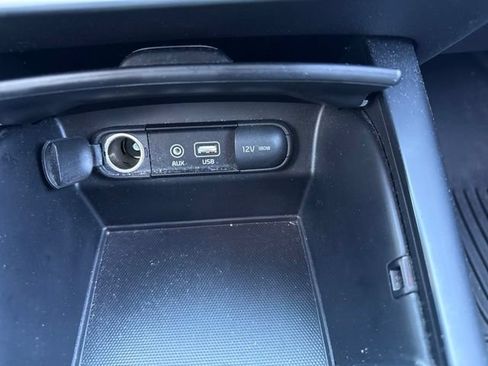 Used 2017 Kia Sorento AWD w/ LX Convenience Package image 20