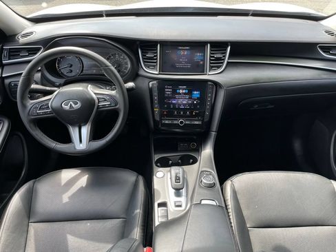 Used 2023 INFINITI QX50 Luxe AWD/4WD image 11