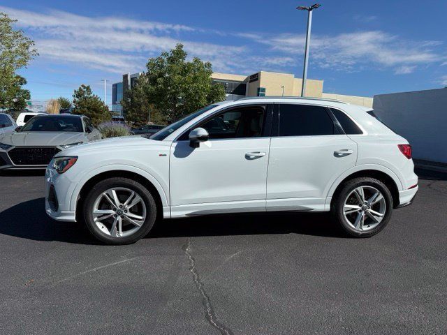 Used 2020 Audi Q3 2.0T Premium AWD/4WD image 4