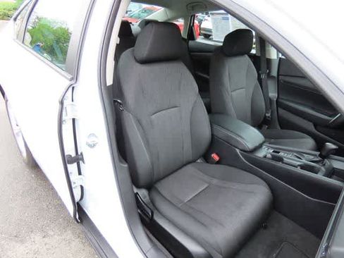 Used 2023 Honda Accord LX image 15