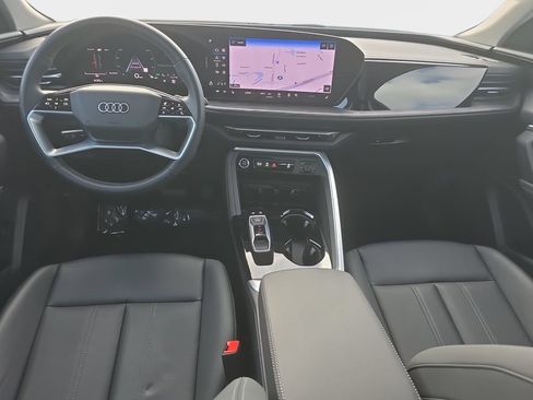 Certified 2025 Audi Q5 Premium w/ Premium Plus AWD/4WD image 9