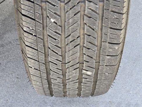 Certified 2025 Jeep Wrangler Sahara w/ Technology Group image 12