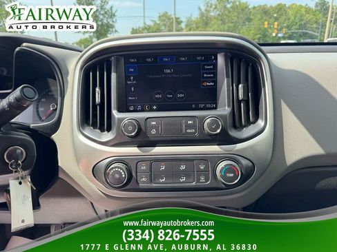 Used 2019 Chevrolet Colorado LT w/ LT Convenience Package RWD image 21