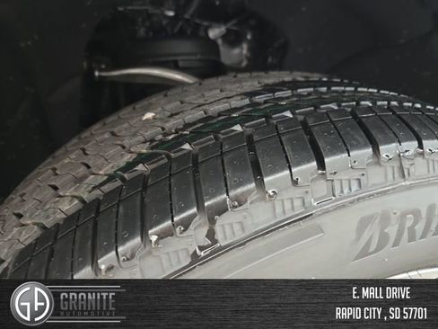 New 2026 GMC Yukon XL Denali w/ Sun & Power Step Package AWD/4WD image 28