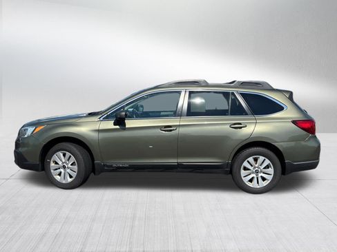 Used 2016 Subaru Outback 2.5i Premium AWD/4WD image 5