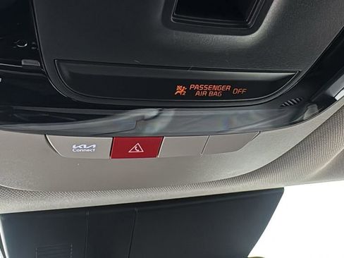 New 2026 Kia Sportage EX w/ EX Panoramic Sunroof Package image 32