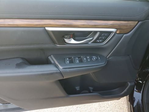 Used 2022 Honda CR-V Touring image 25