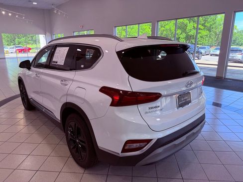 Used 2019 Hyundai Santa Fe Limited AWD/4WD image 33