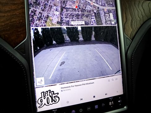 Used 2020 Tesla Model X Long Range image 25