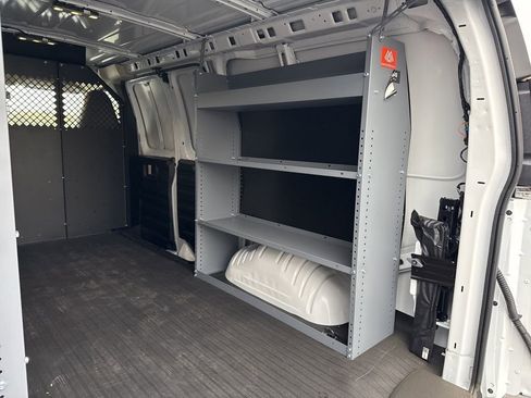 New 2025 GMC Savana 2500 w/ Enhanced Convenience Package image 12