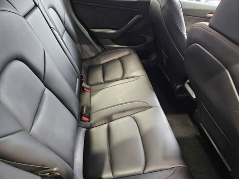 Used 2023 Tesla Model 3 Standard Range RWD image 8