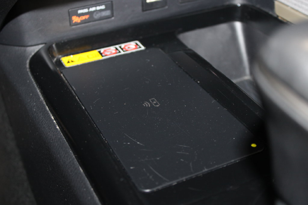Used 2025 Toyota Camry SE FWD image 45