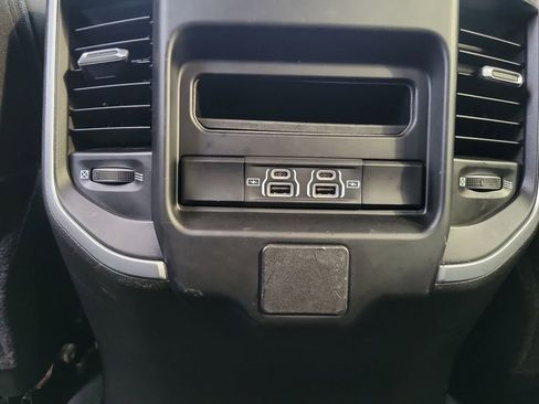 Used 2023 RAM 2500 Big Horn w/ Level B Equipment Group image 29