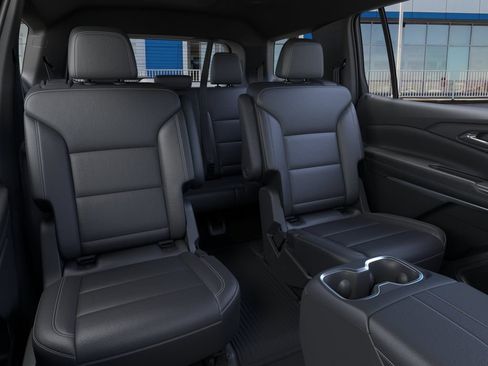 New 2027 Chevrolet Traverse LT AWD/4WD image 17